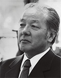 上村淳之画伯