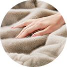 サファイアミンクの手触りとぬくもりをリアルに再現