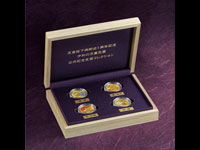 天皇陛下御即位1周年記念　令和の万葉花暦　公式記念金貨コレクション